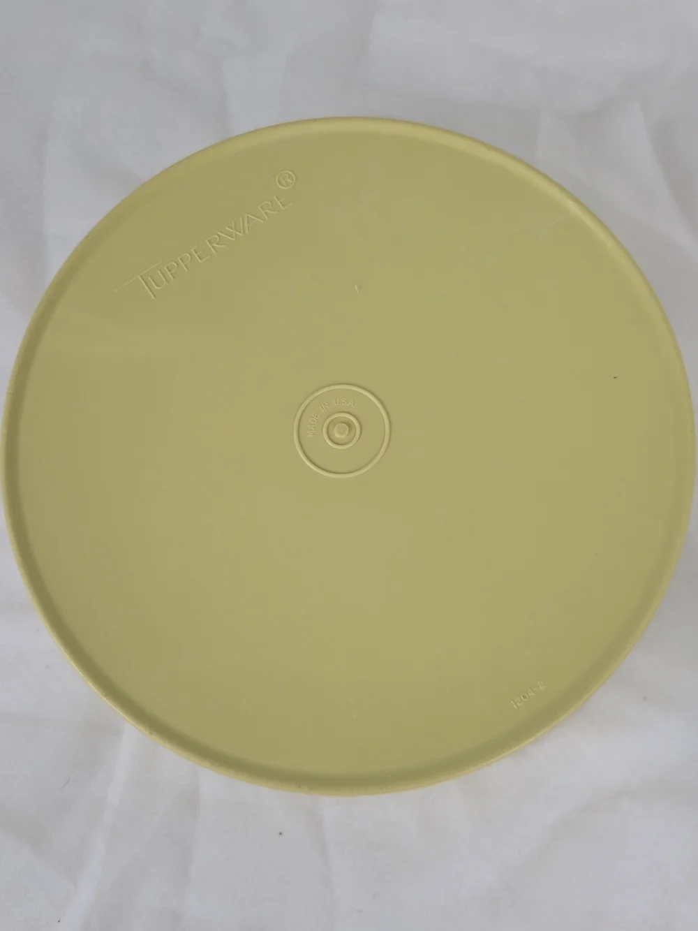 Vintage Tupperware Starburst Canister (1204-2) - Harvest Yellow